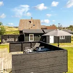 Vakantiehuis Tekla - 180m From The Sea By Interhome
